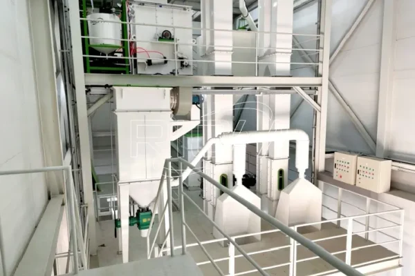 10T/H premix and powdered feed production plant installed in Thailand, complete animal premix feed mill line